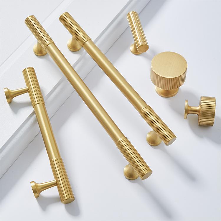 Antique-Style Knurled T-Bar Cupboard Handles and Knobs