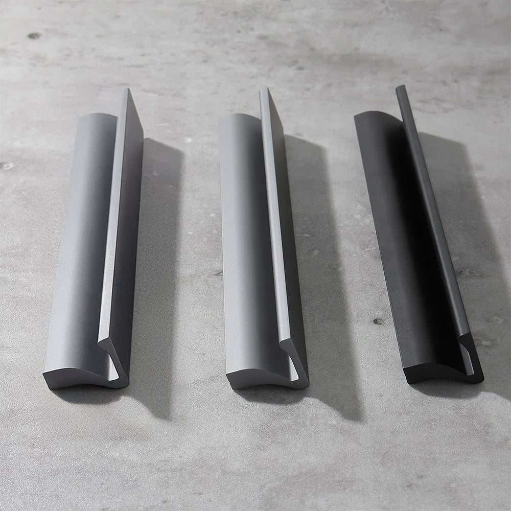 Classic Aluminium Lip Pull Cupboard Handles