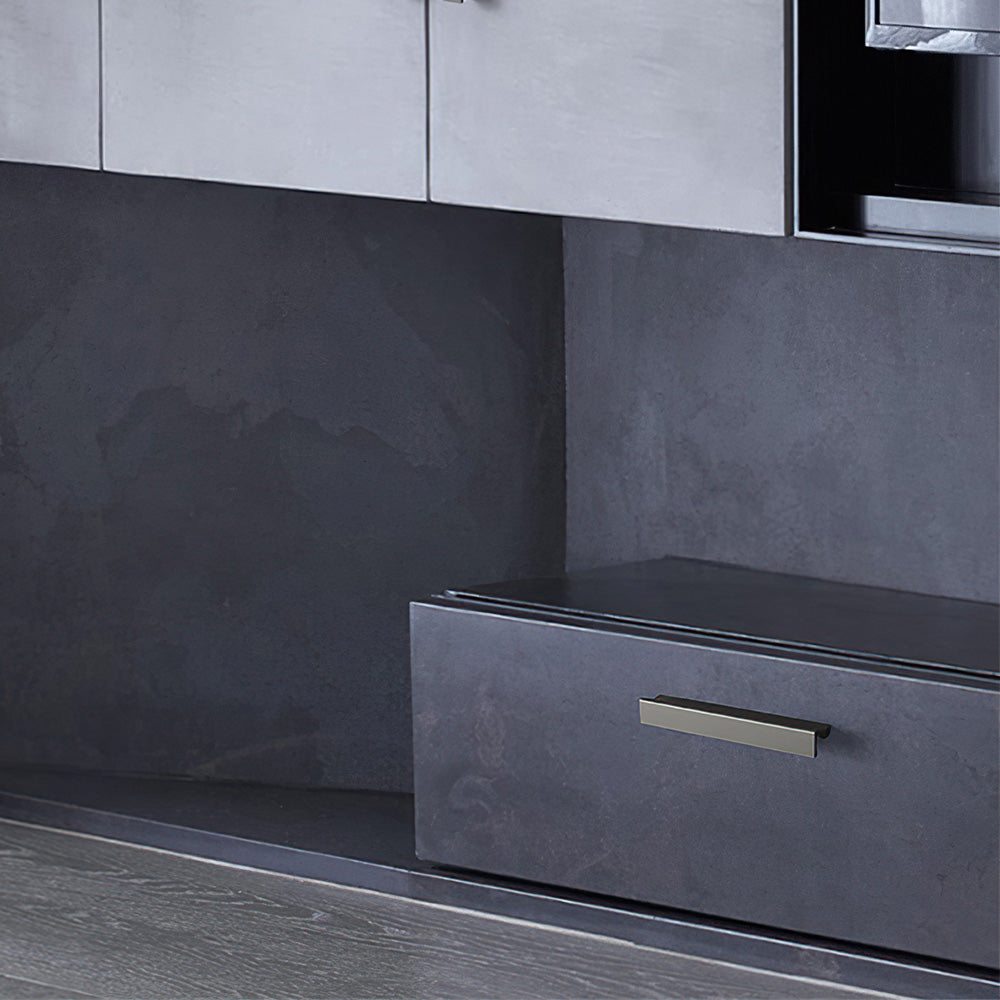 Classic Aluminium Lip Pull Cupboard Handles