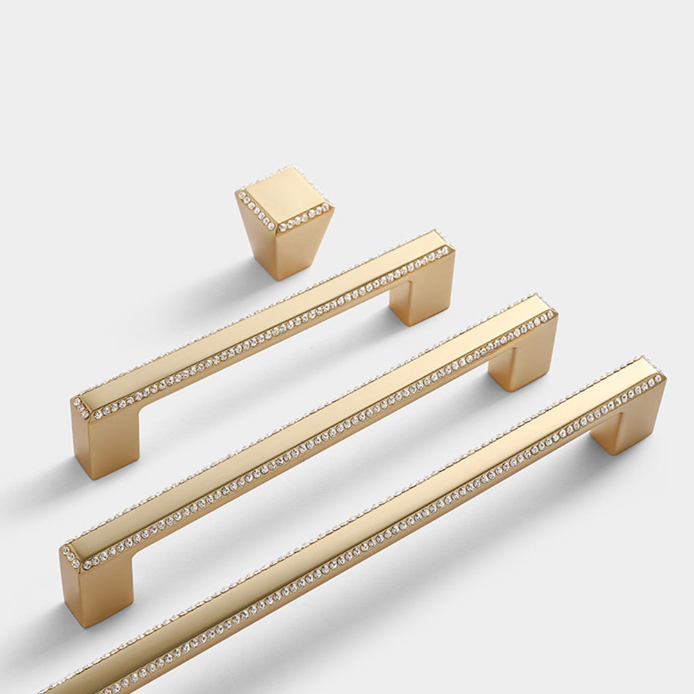 Classic Crystal-Edged D Cupboard Handles & Knobs