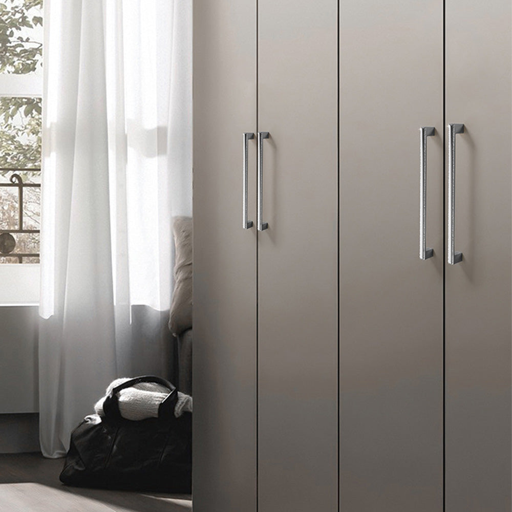 Classic Crystal-Edged D Cupboard Handles & Knobs