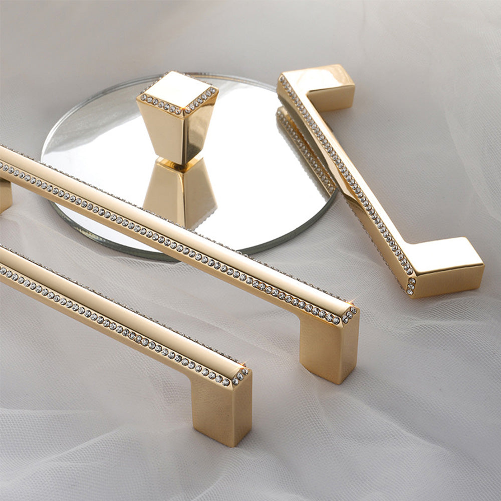 Classic Crystal-Edged D Cupboard Handles & Knobs