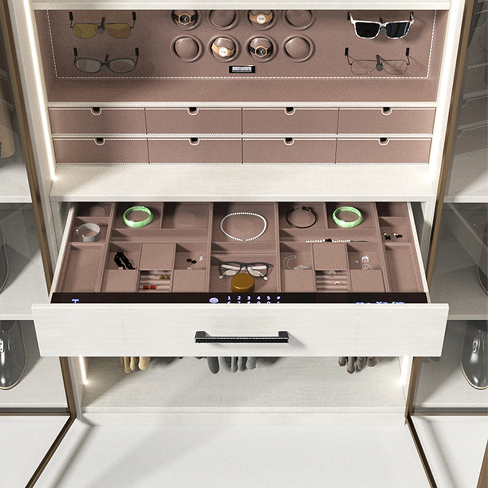 Classic Crystal-Edged D Cupboard Handles & Knobs