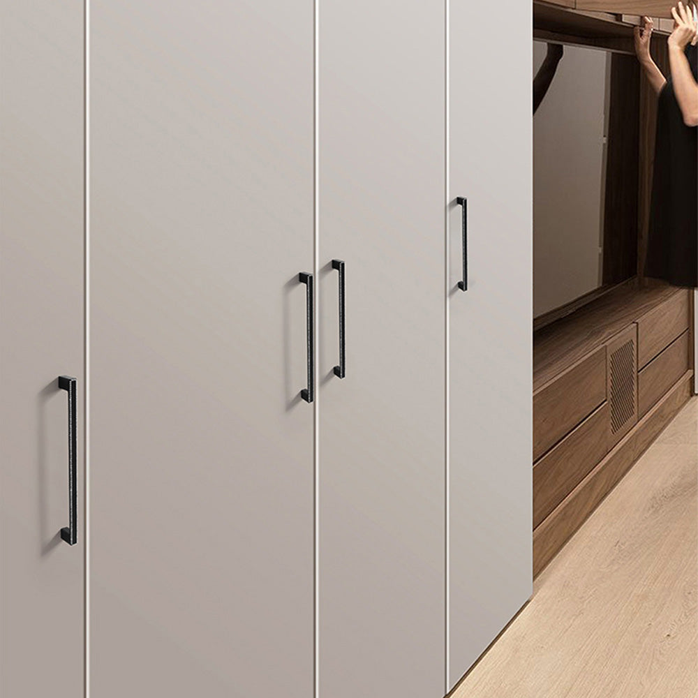 Classic Crystal-Edged D Cupboard Handles & Knobs