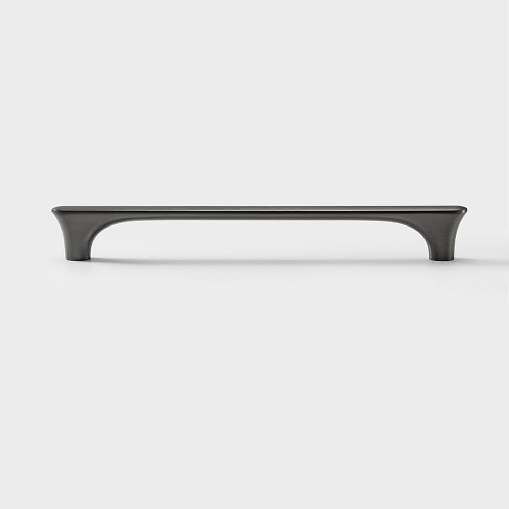 Classic Flared-End D Cupboard Handles & Knobs
