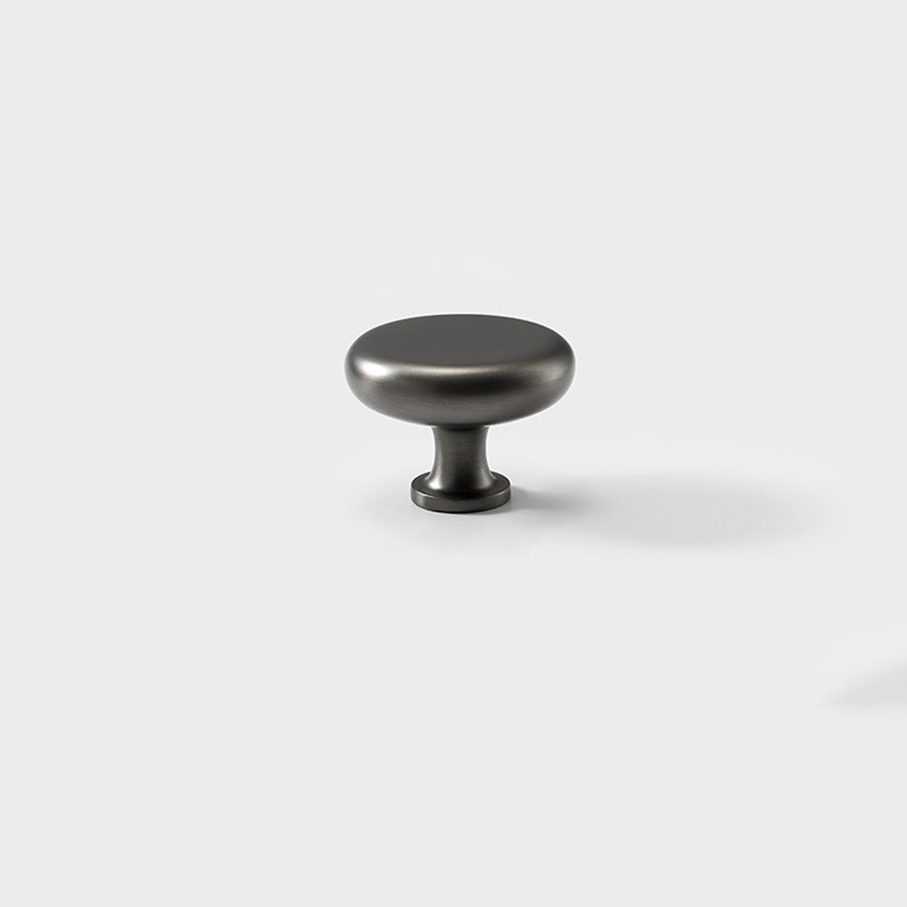 Classic Flared-End D Cupboard Handles & Knobs
