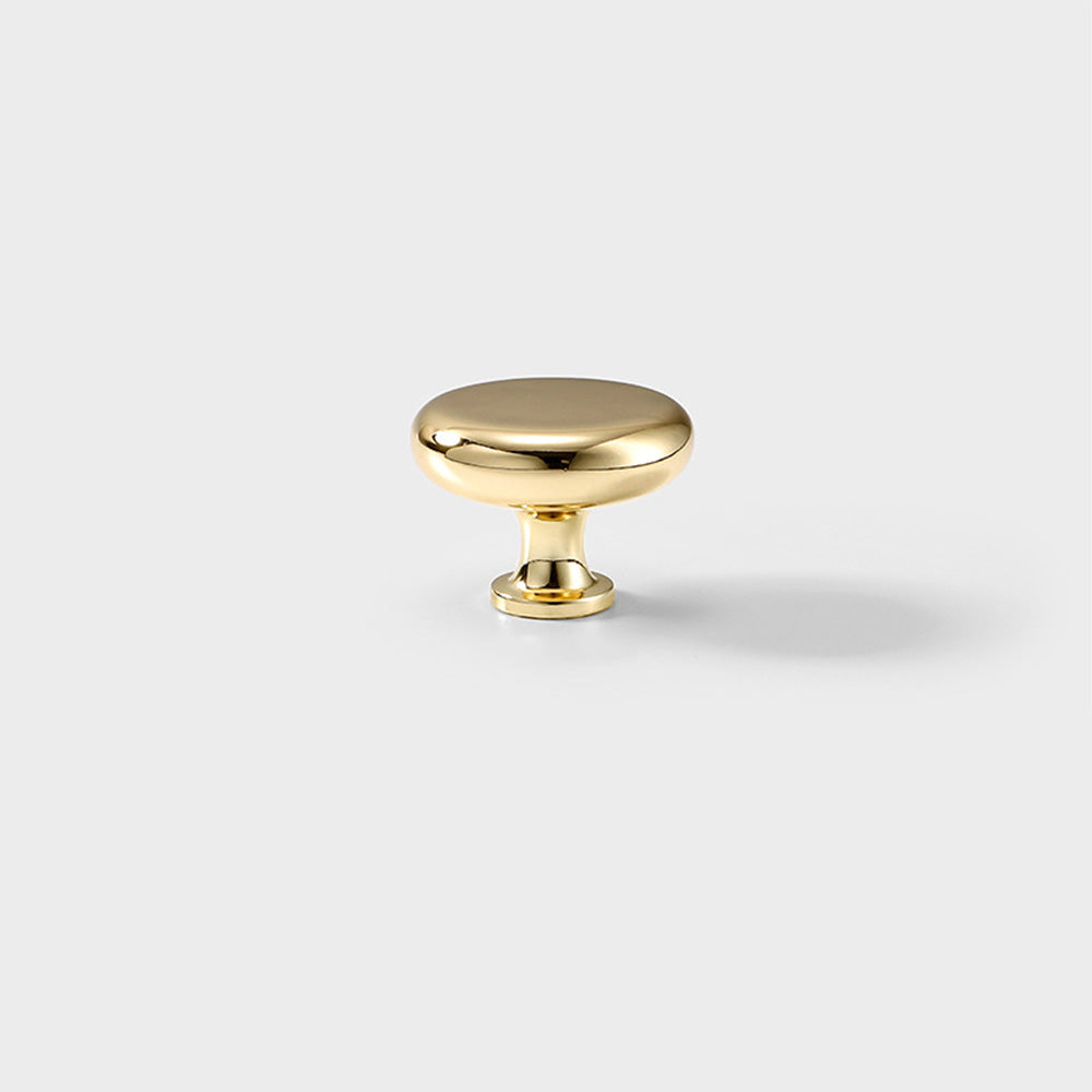 Classic Flared-End D Cupboard Handles & Knobs