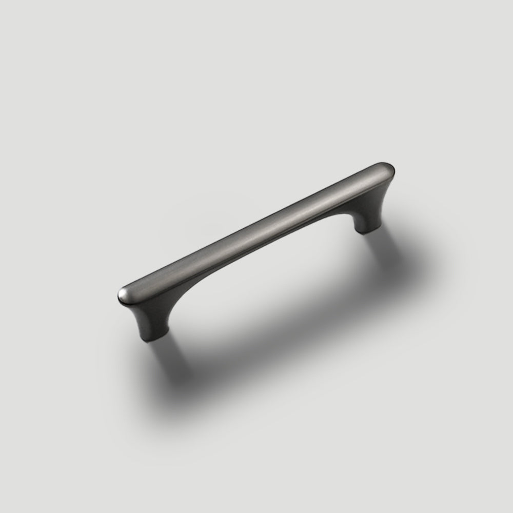 Classic Flared-End D Cupboard Handles & Knobs
