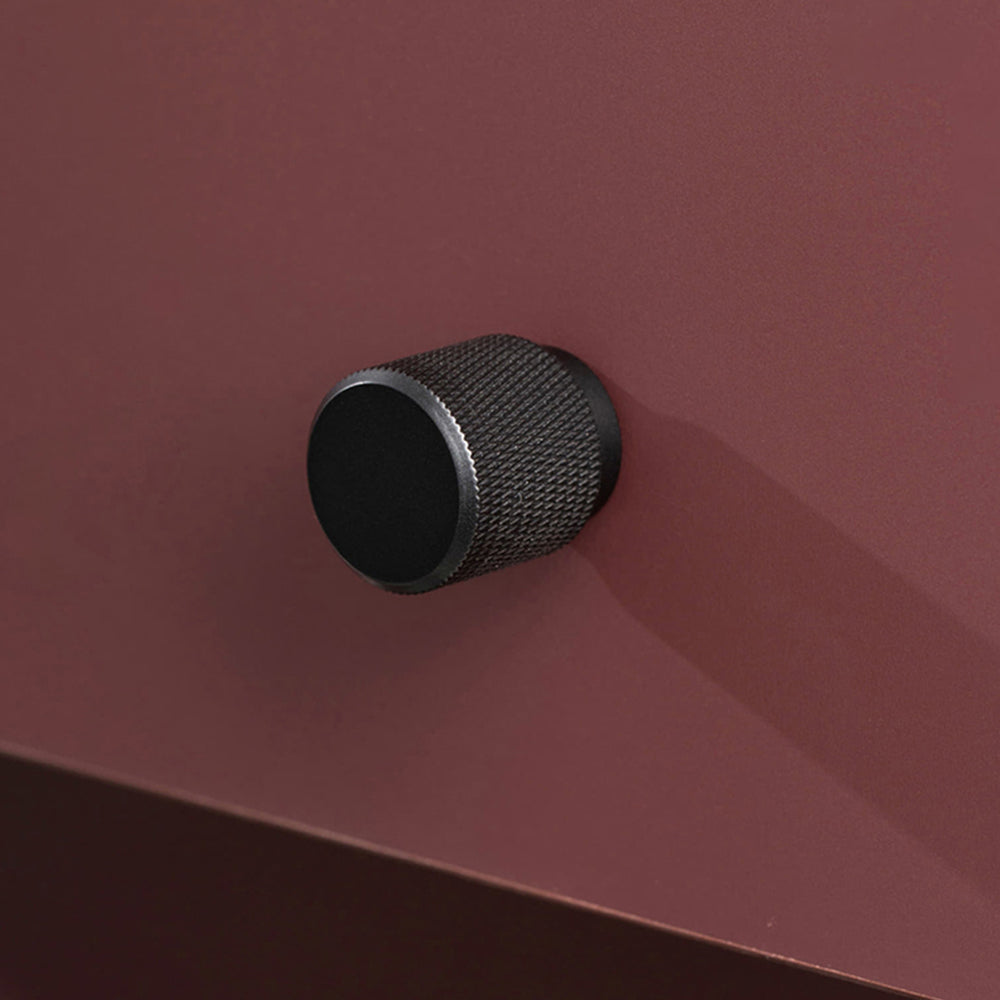 Classic Knurled Bar Cupboard Handles and Knobs