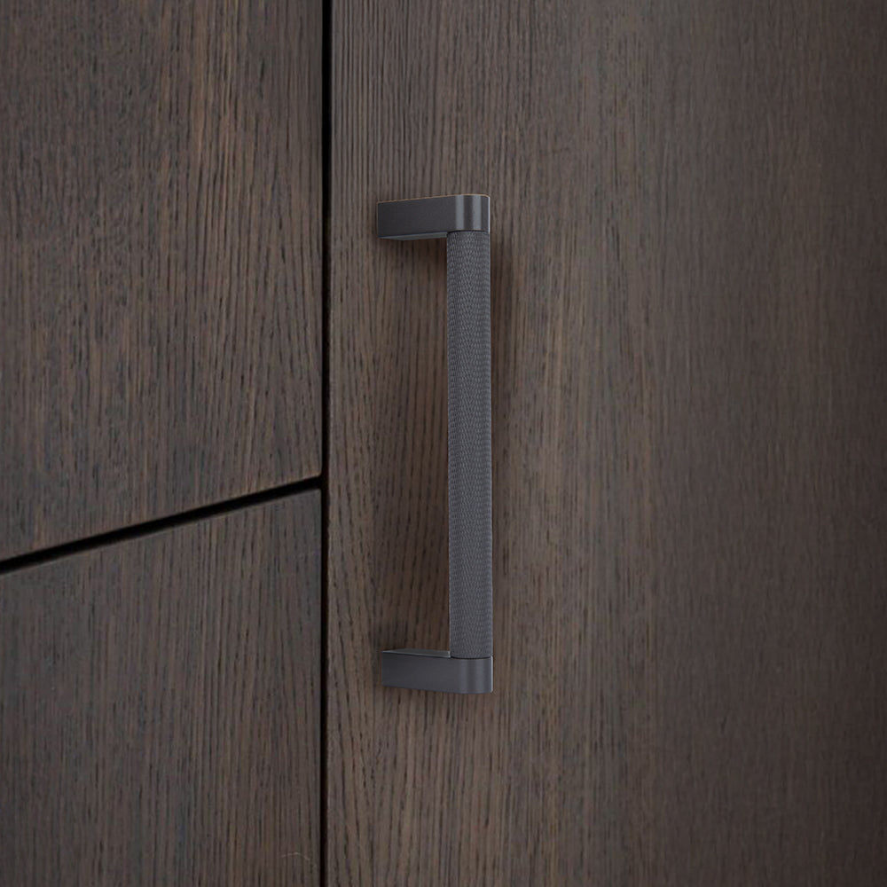 Classic Knurled Bar Cupboard Handles and Knobs