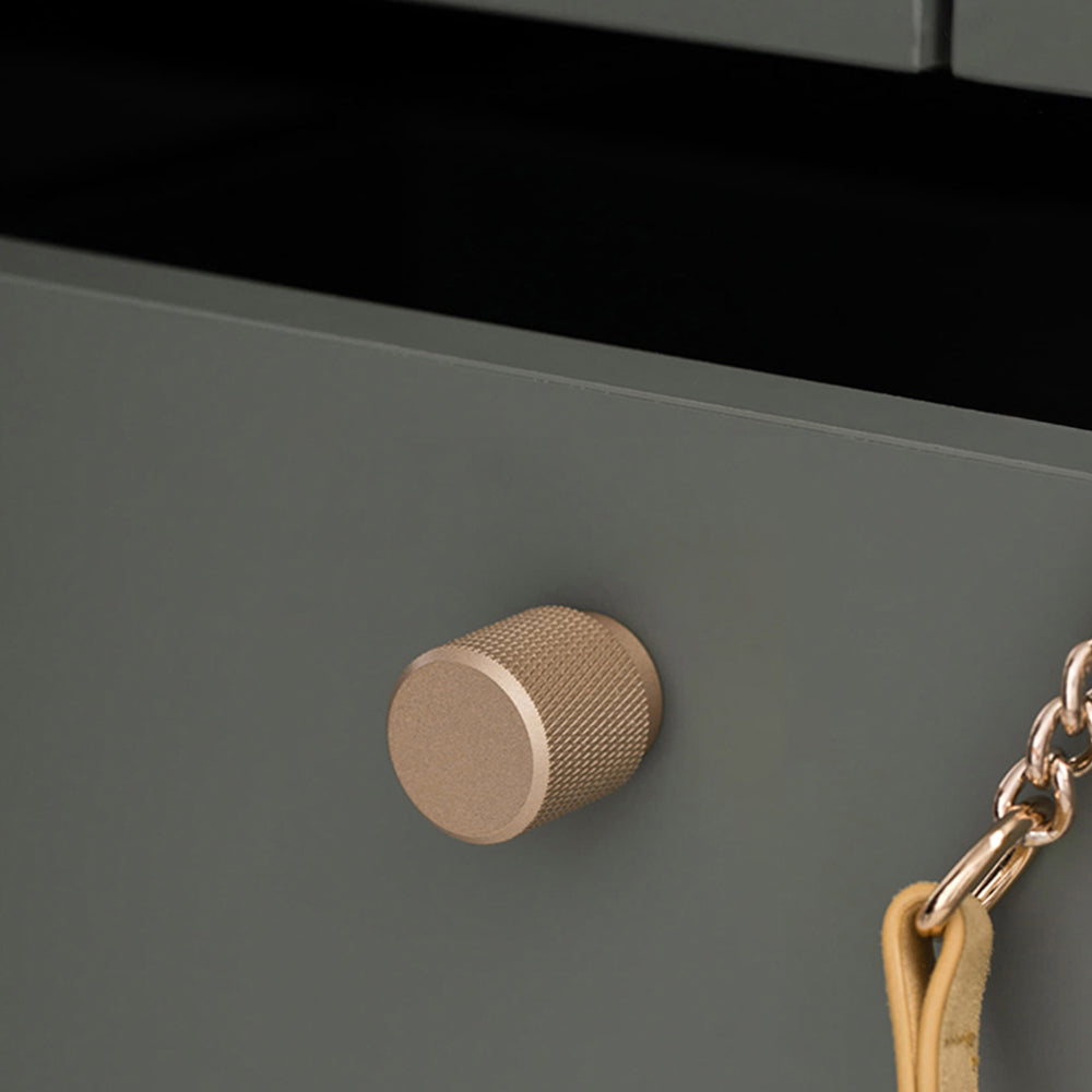 Classic Knurled Bar Cupboard Handles and Knobs