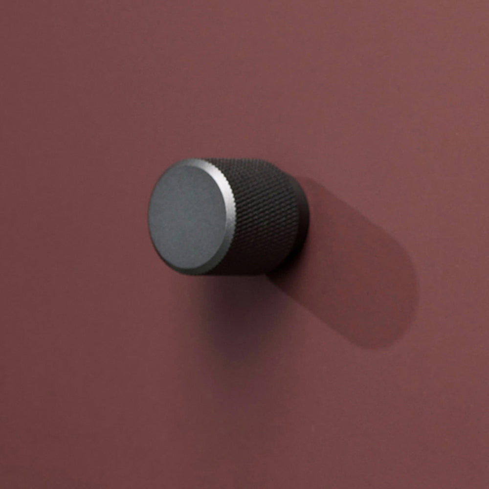 Classic Knurled Bar Cupboard Handles and Knobs