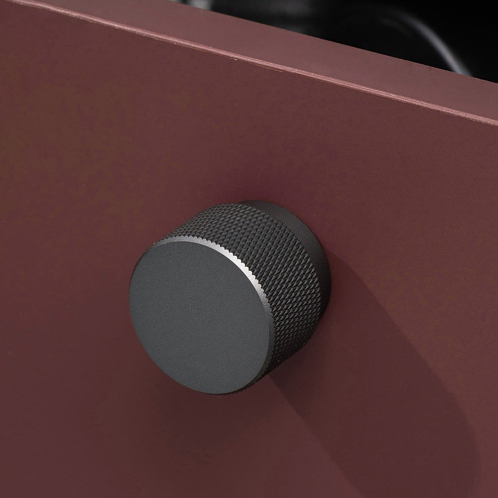 Classic Knurled Bar Cupboard Handles and Knobs