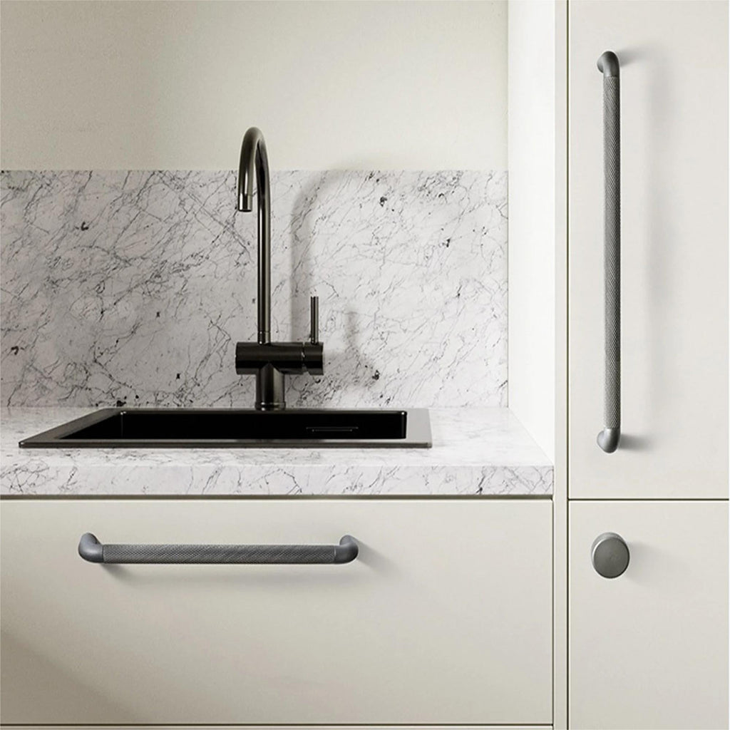 Classic Knurled D Cupboard Handles & Knobs