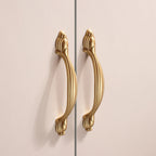 Classic Reeded Bow Cupboard Handles & Flower Knobs