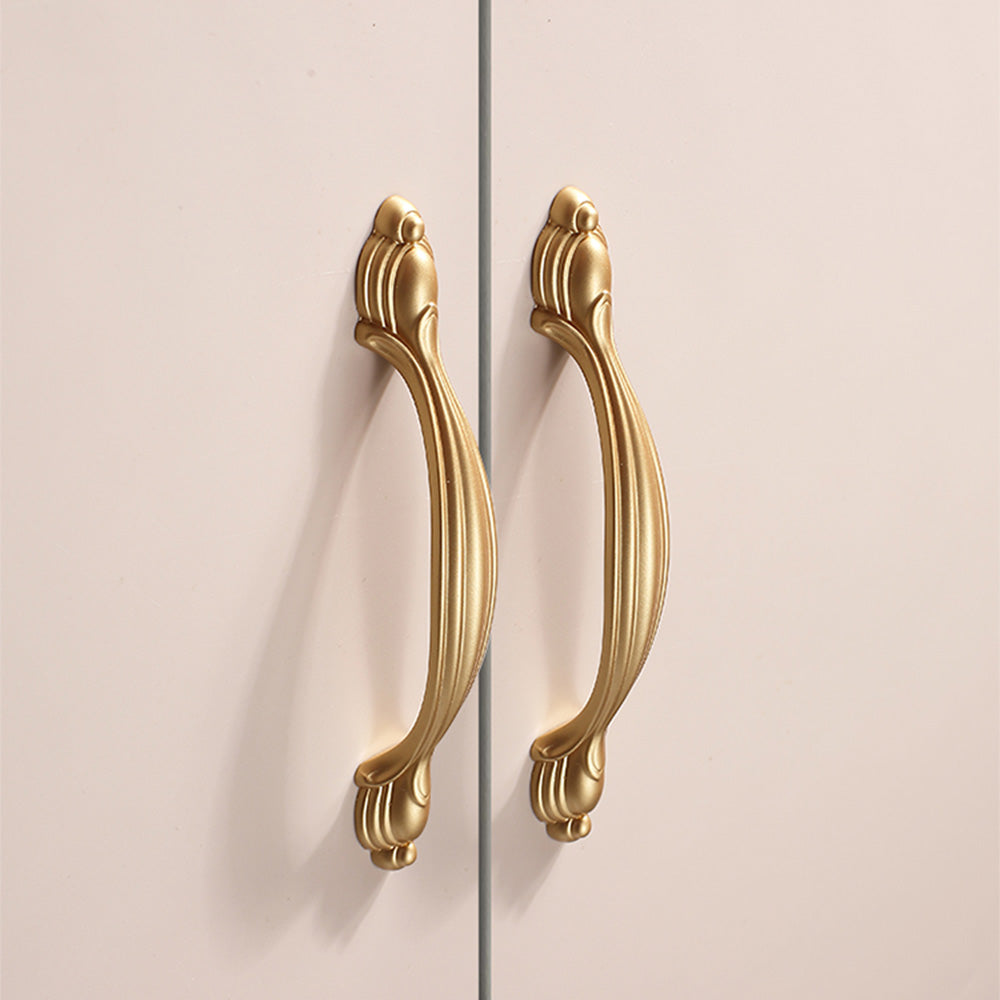 Classic Reeded Bow Cupboard Handles & Flower Knobs