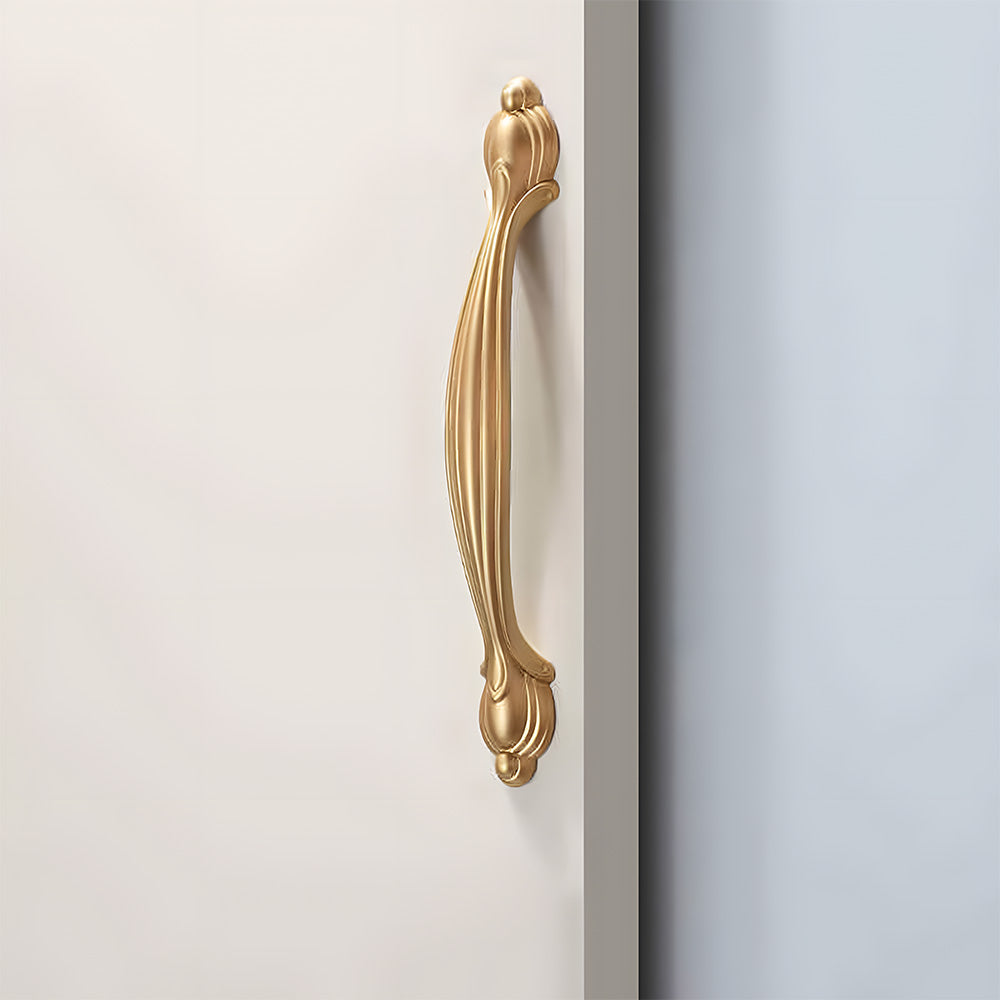 Classic Reeded Bow Cupboard Handles & Flower Knobs