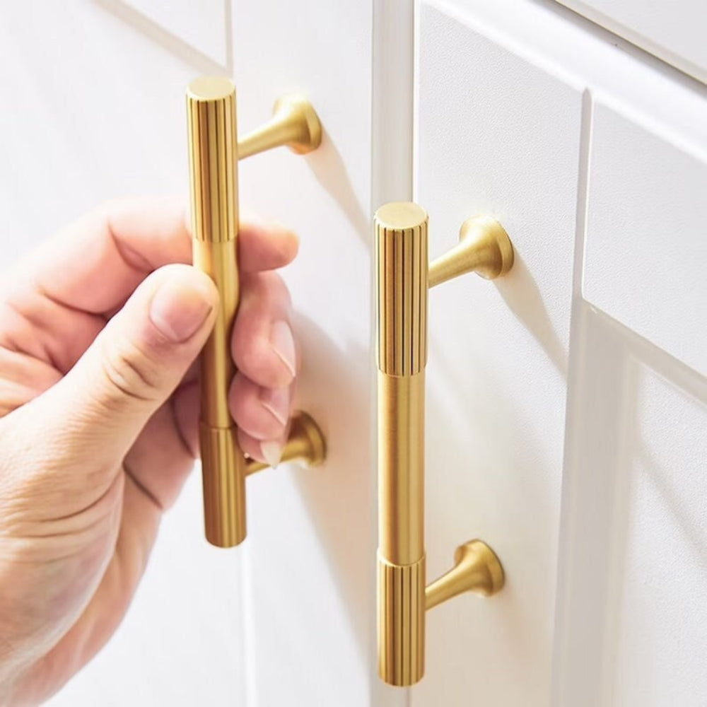 Classic Striped T-Bar Cupboard Handles & Knobs