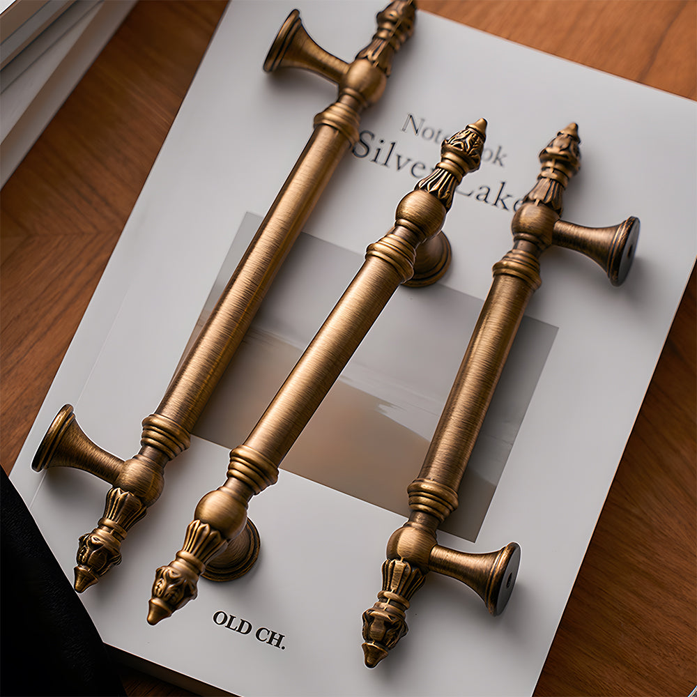 Classical Brass Bar Cupboard Handles with Finial Ends