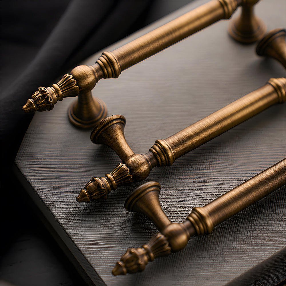 Classical Brass Bar Cupboard Handles with Finial Ends