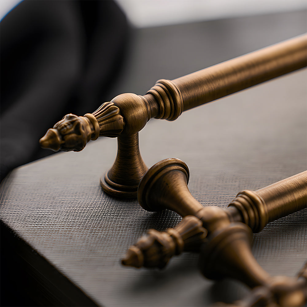 Classical Brass Bar Cupboard Handles with Finial Ends