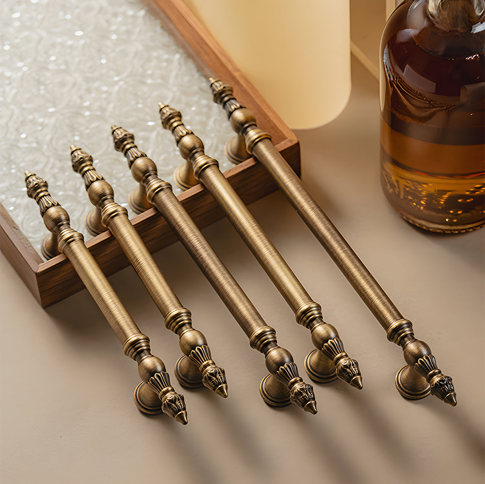 Classical Brass Bar Cupboard Handles with Finial Ends
