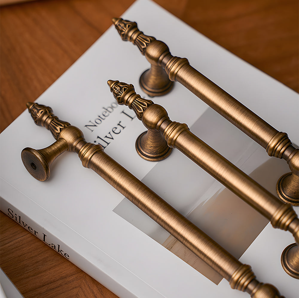 Classical Brass Bar Cupboard Handles with Finial Ends