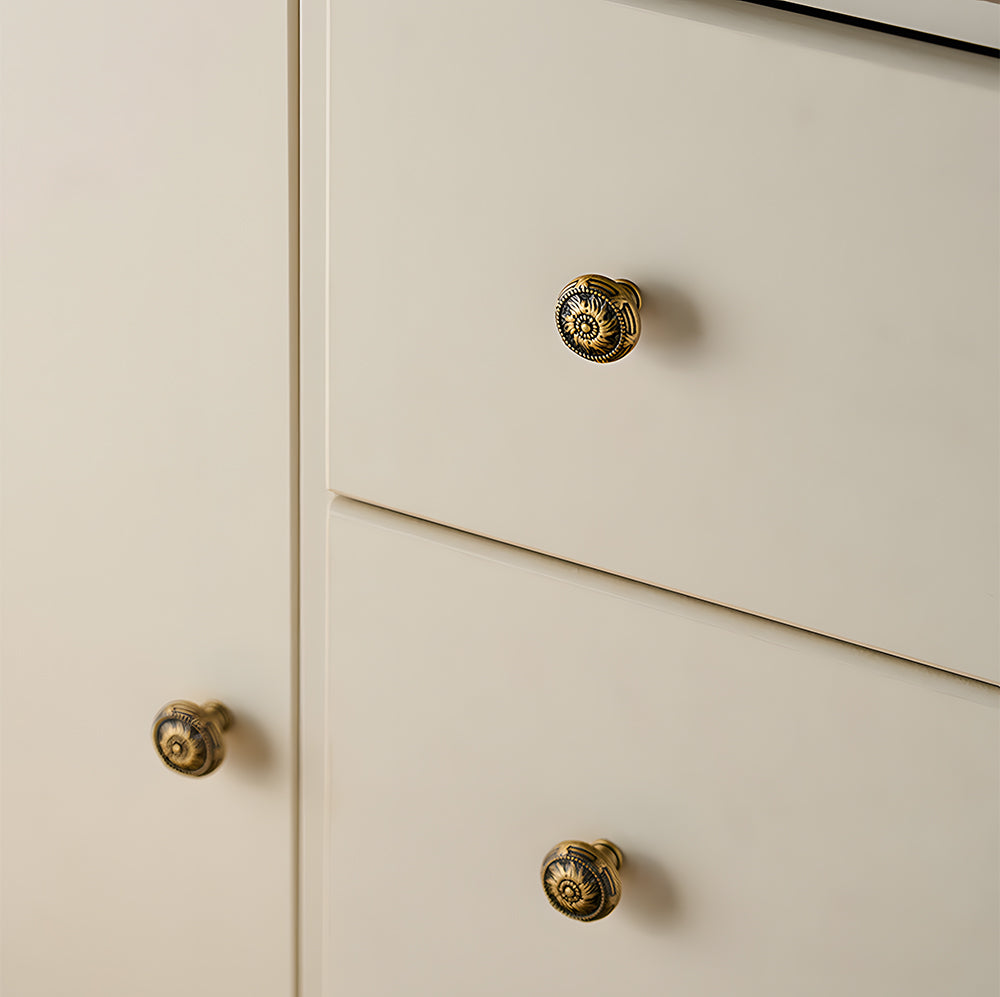 Classical Brass Bar Cupboard Handles with Finial Ends