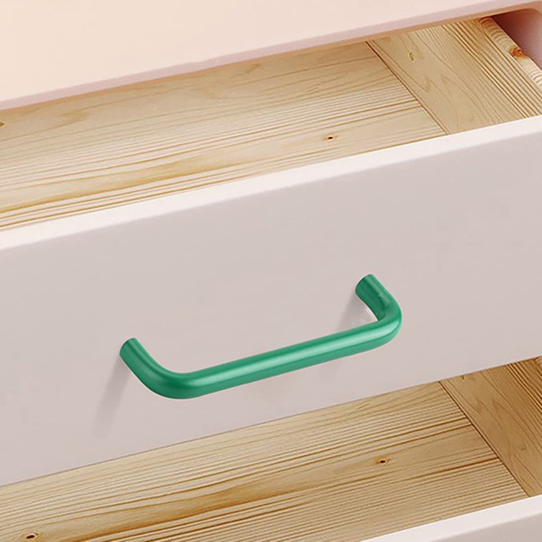 Colourful Double-Curved D Handles & Knobs for Nurseries