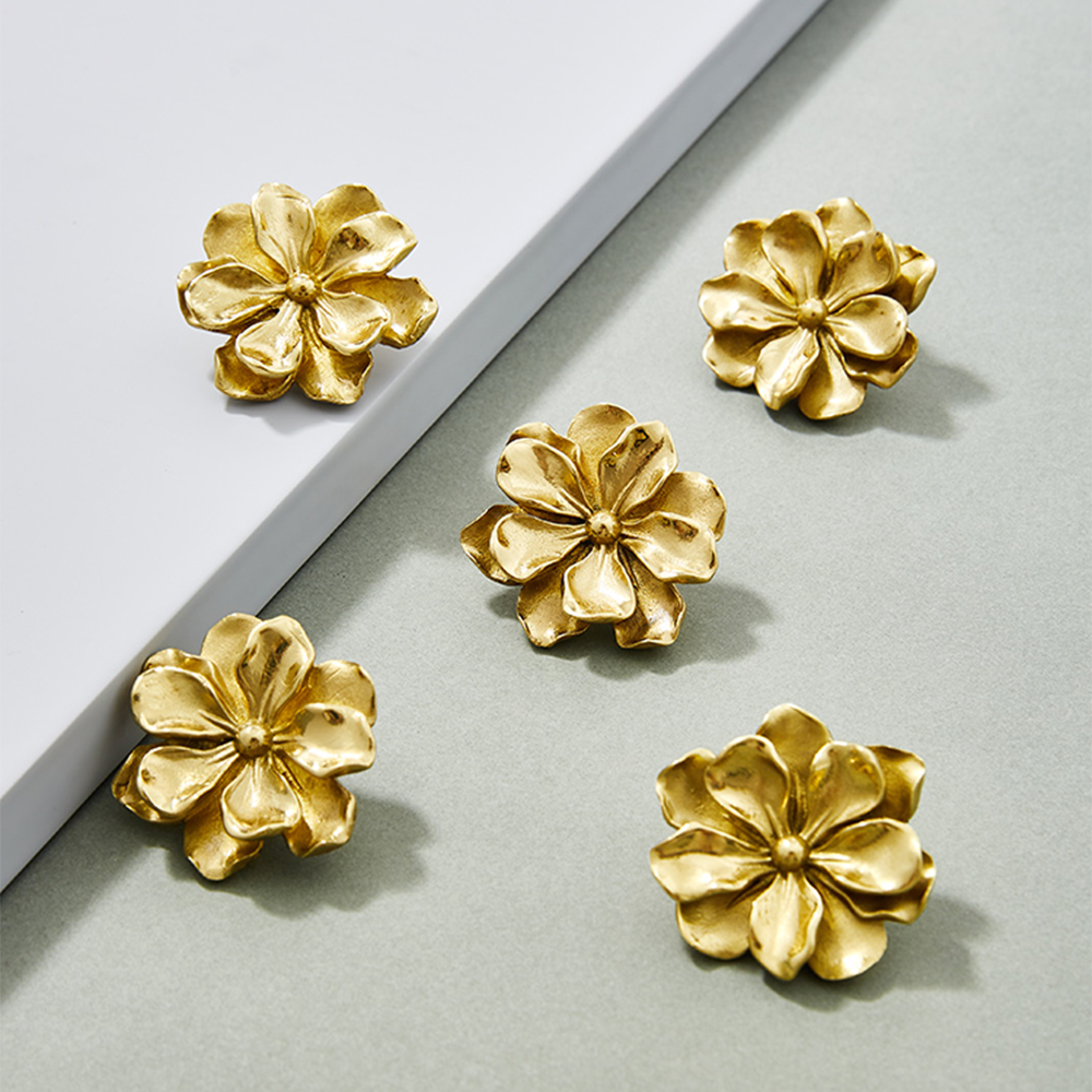 Modern Brass Flower Drawer Knobs