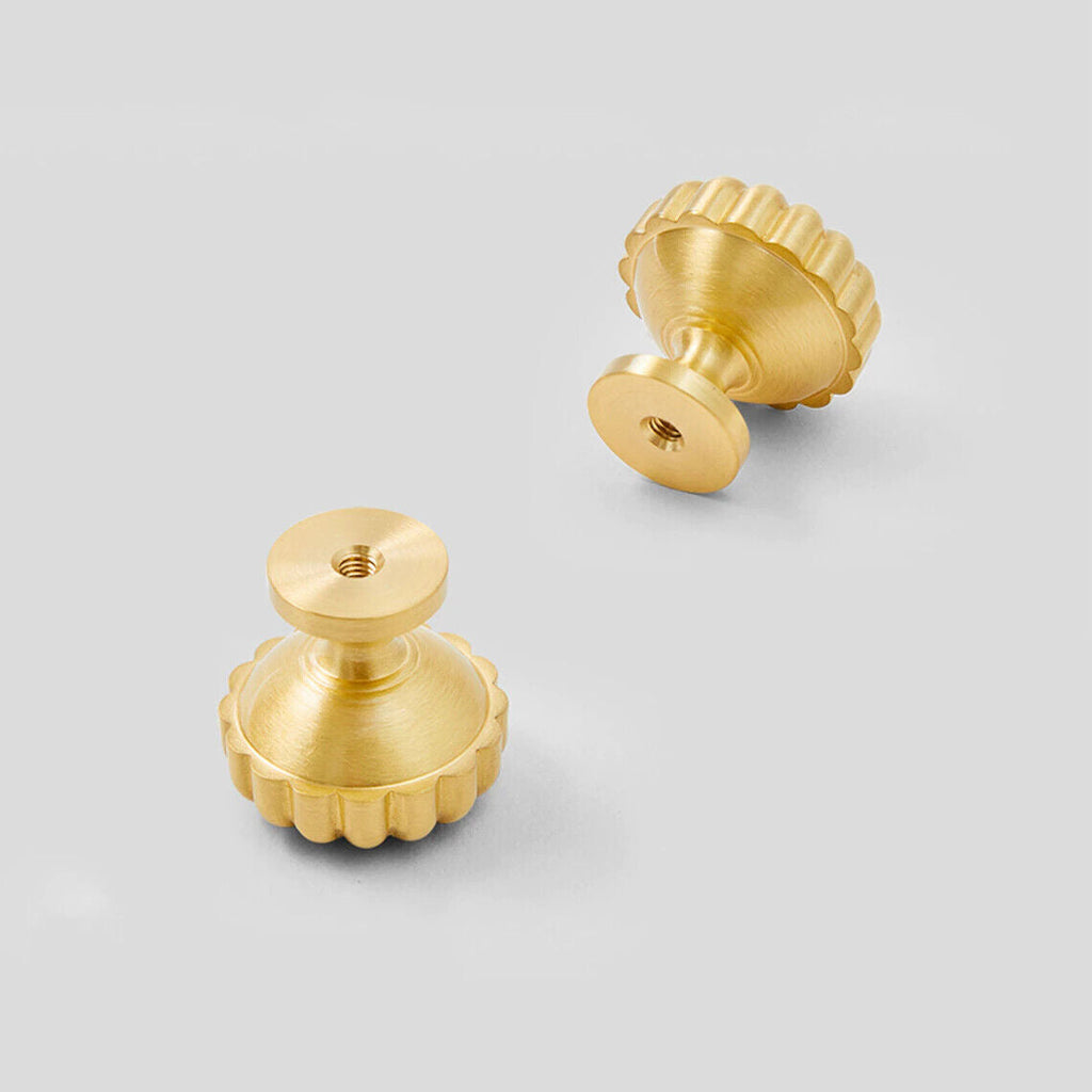 Modern Round and T-Bar Gold Cupboard Knobs