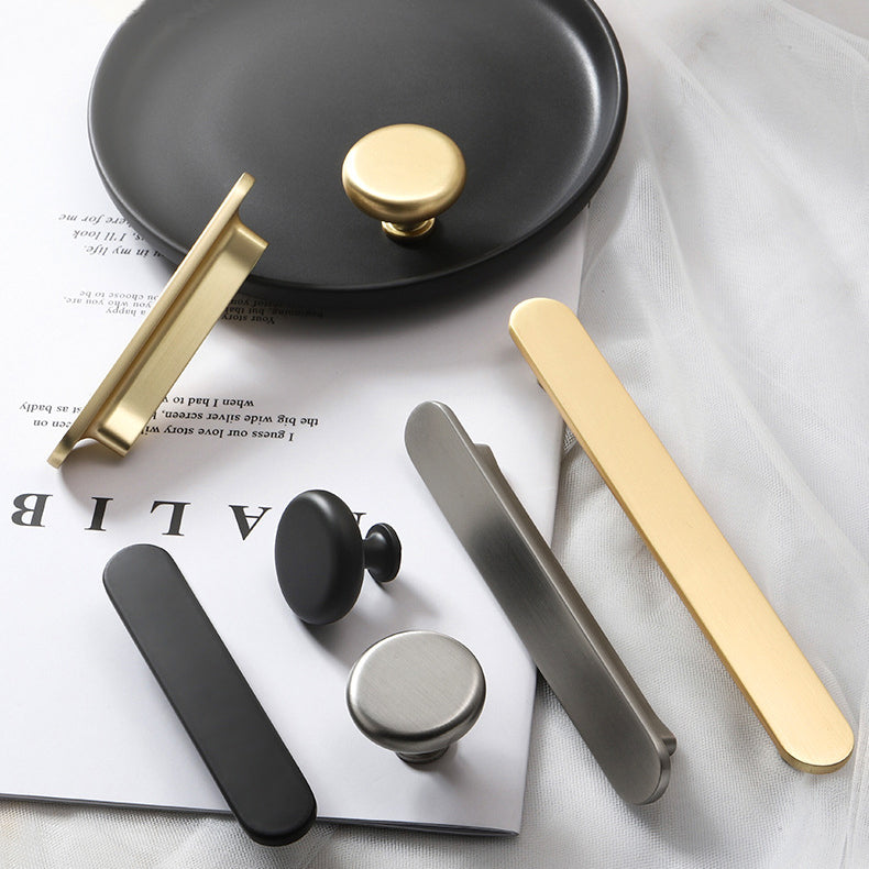 Modern Rounded-End Flat Bar Cupboard Handles & Knobs