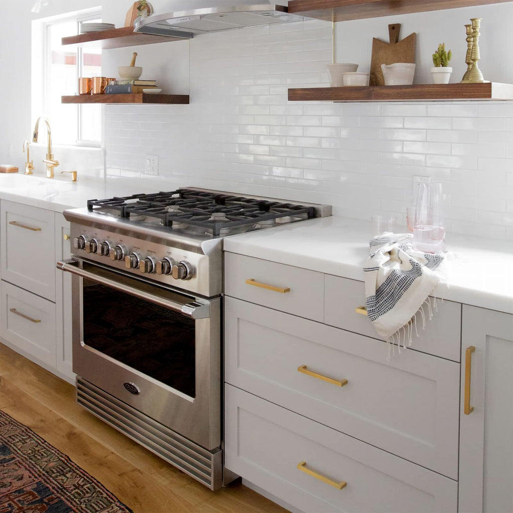 Modern Square D Cupboard Handles & T-Bar Knobs in Brushed Brass