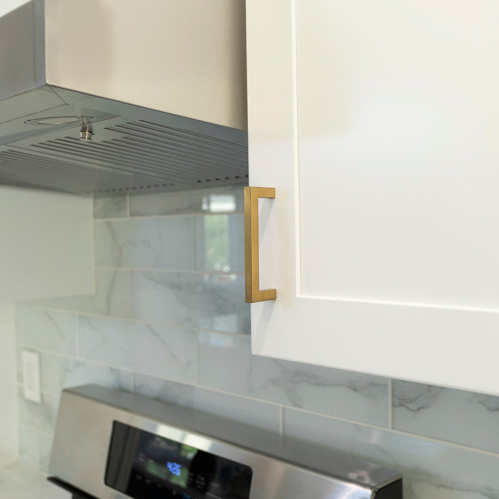 Modern Square D Cupboard Handles & T-Bar Knobs in Brushed Brass