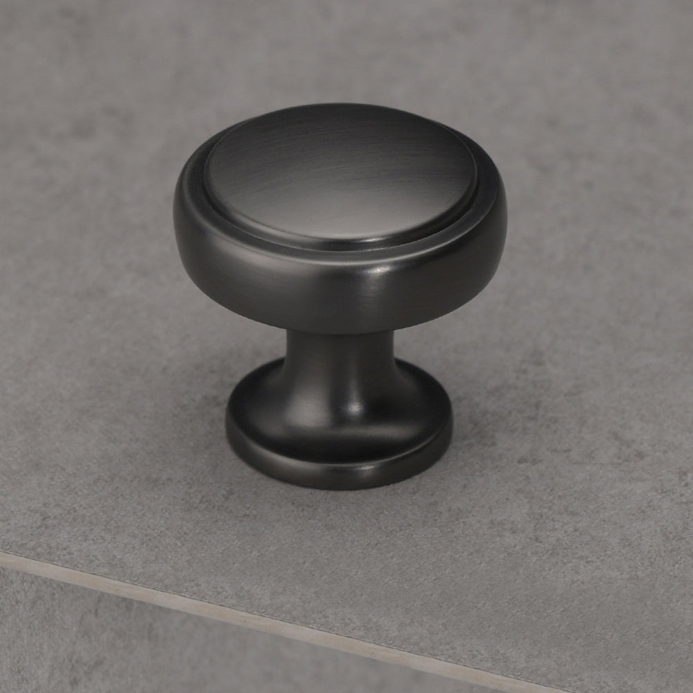 Modern Square-Footed Cupboard D Handles & Knobs