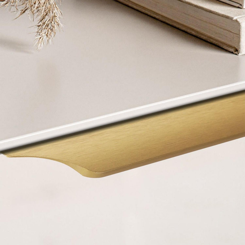 Modern Tapered-Lip Aluminium Edge Pull Handles