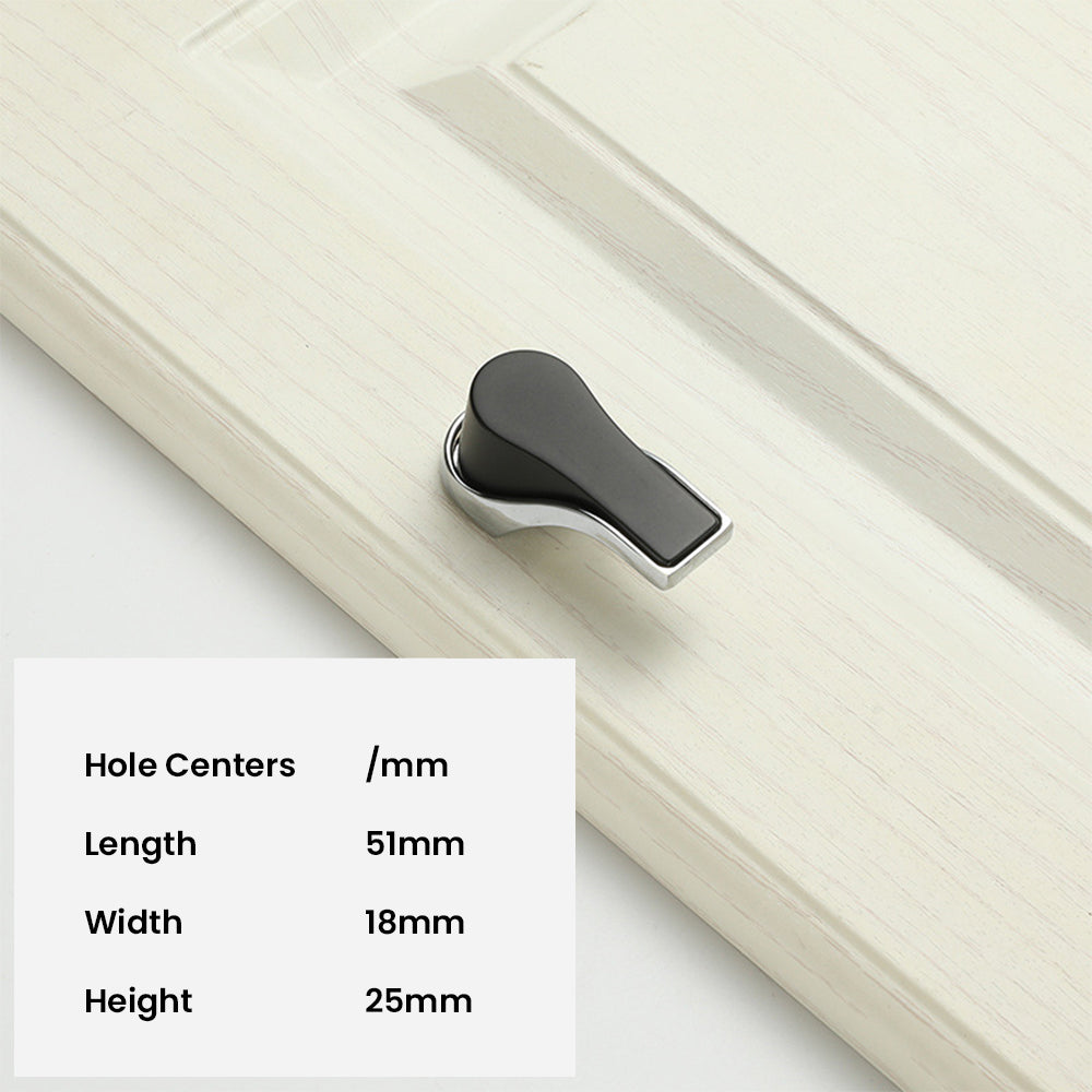 Modern Two-Tone Flared-End D Cupboard Handles and Knobs