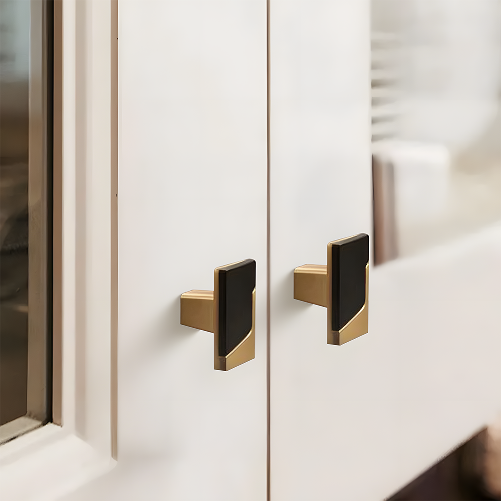 Modern Two-Tone T-Bar Cupboard Handles & Knobs