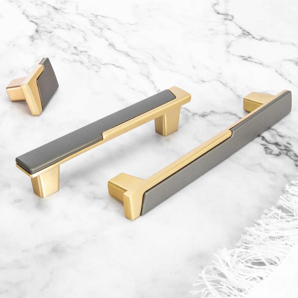 Modern Two-Tone T-Bar Cupboard Handles & Knobs