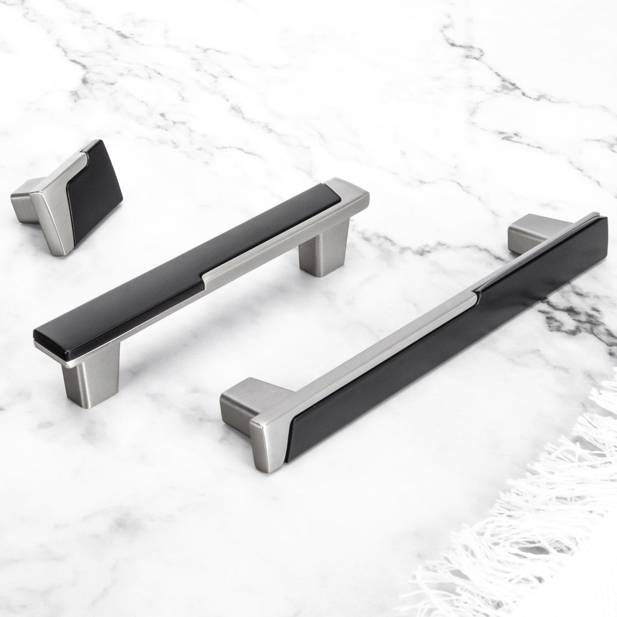 Modern Two-Tone T-Bar Cupboard Handles & Knobs