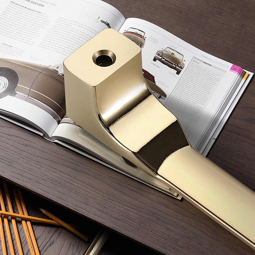 Modern Two-Tone Waisted D Cupboard Handles and Knobs