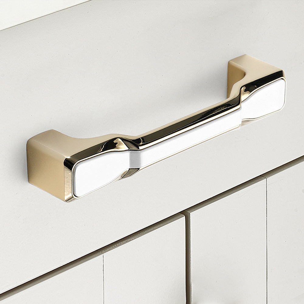 Modern Two-Tone Waisted D Cupboard Handles and Knobs