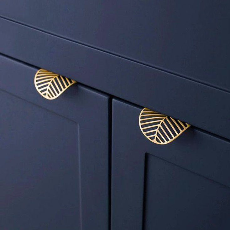 Openwork Leaf Brass Edge Pull Handles