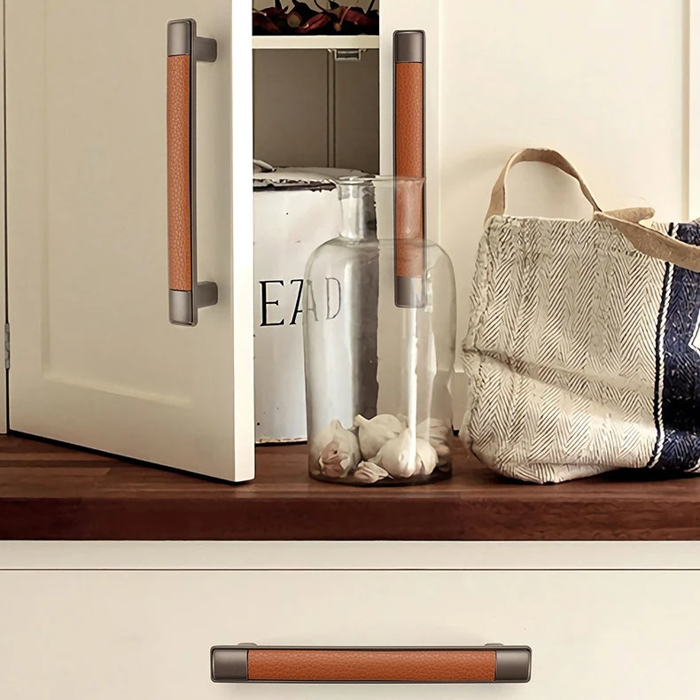 Retro Leather T-Bar Drawer Handles & Knobs