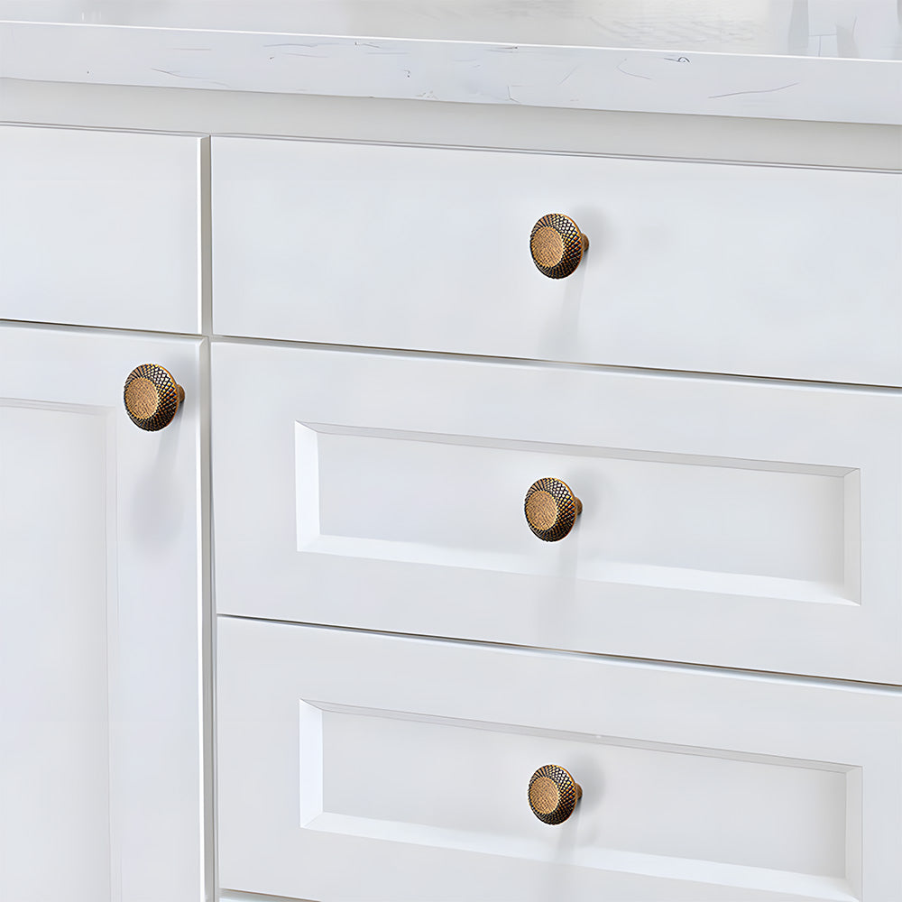 Vintage Knurled Bar Cupboard Handles & Knobs
